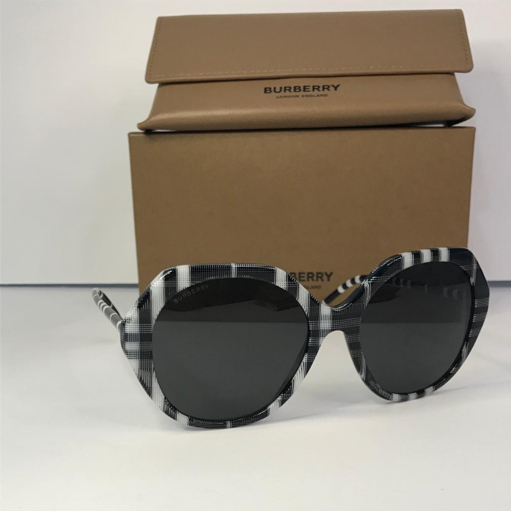 New - Burberry Vanessa Dark Grey Geometric Ladies Sunglasses BE4375F 400487 57. - Picture 6 of 16